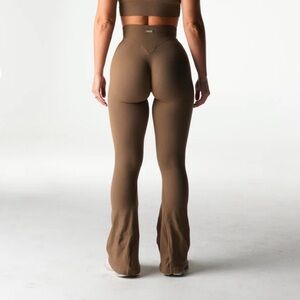 NVGTN Dune Harmony Ribbed Seamless Flare Leggings
